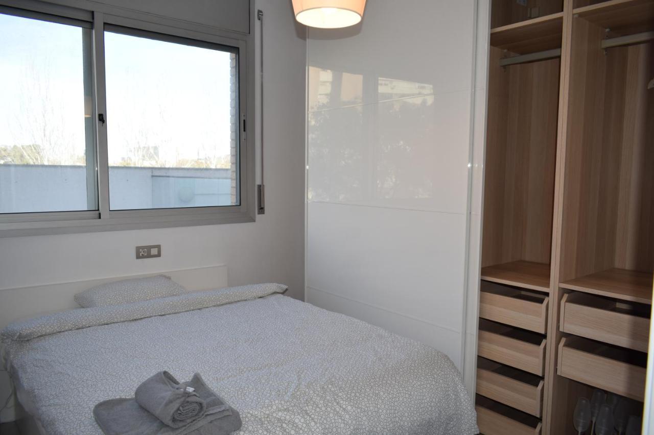 Magnificent Apartment Close To The Beach 圣阿德里安-德贝索斯 外观 照片