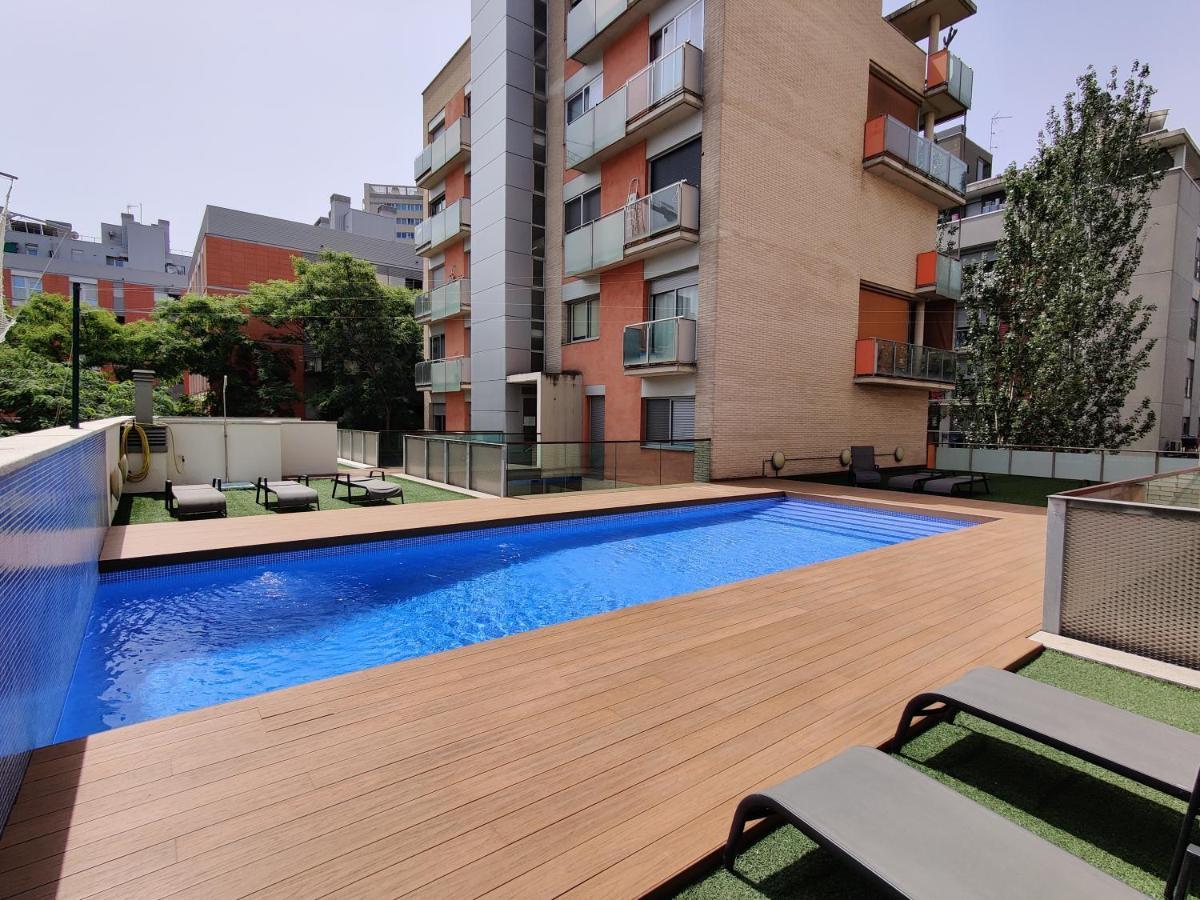 Magnificent Apartment Close To The Beach 圣阿德里安-德贝索斯 外观 照片